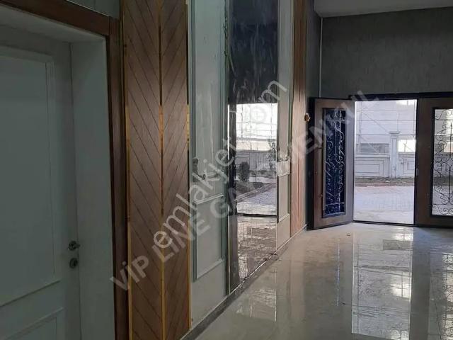 Vip Lineden Çilesizde 4+1 Megalüx Arakat Daire