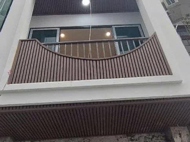Vip nguyễn văn huyên cầu giấy gần phố oto thang máy nhỉnh 18ty 45m x7t