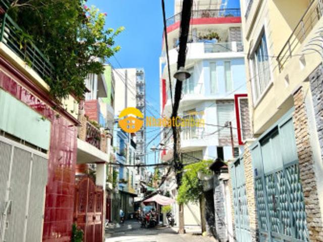 Vip quận 3, ở kinh doanh, 4 tầng, 3pn, ngang 5m, 35m2, 3 bước ra hẻm xe hơi, chỉ 5. X tỷ