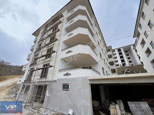 Vip Real Estate Karşıyaka'da Deniz Manzaralı 3+1 Satılık Daire