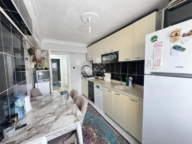 Vip'den Doğu Caddesi Üzeri Giriş Kat Masrafsız Satılık 3+1 Daire