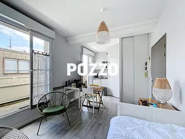 Vire Normandie 14500 Location appartement 1 pièce t1 au dernier étage cave
