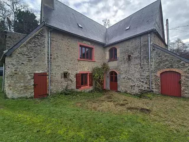 Viré en Champagne 72350 Achat / Vente maison 8 pièces t8