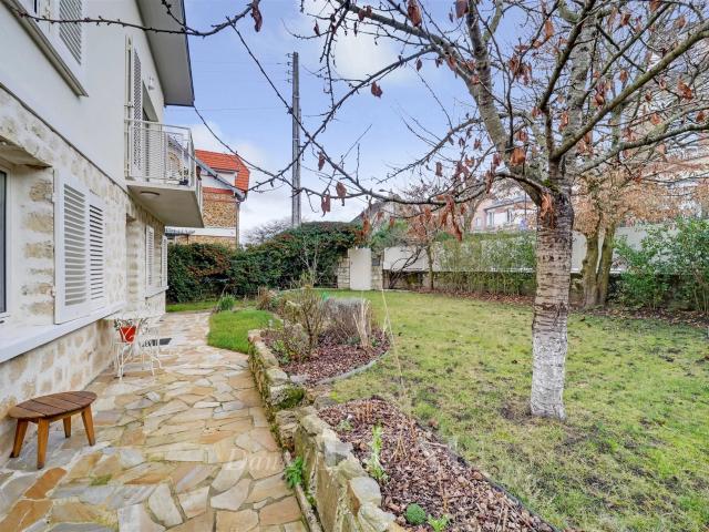 Viroflay Rg, Quartier du Louvre Maison 4 chambres 106m² Viroflay