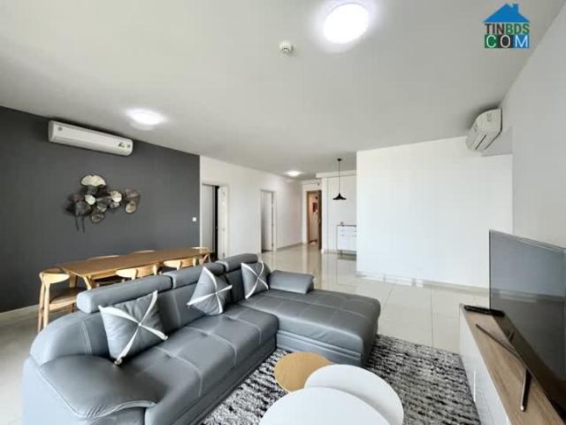 Vista Verde Sốc 4PN 3WC Full NT 144m2 1500 USD bao phí