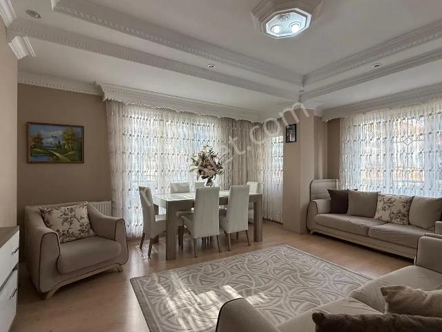 Vista Yapı Gayrimenkul'den Merkezi Konumda 3+1 Arakat Daire