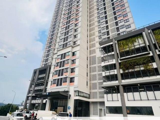 Vista Alam Serviced Apartment