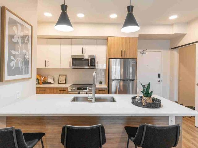 Vista Apartments at Edgemont 2 Bedroom Apartment for Rent at 150 Edgemont Rd Nw, Edmonton, AB T6M 3B8