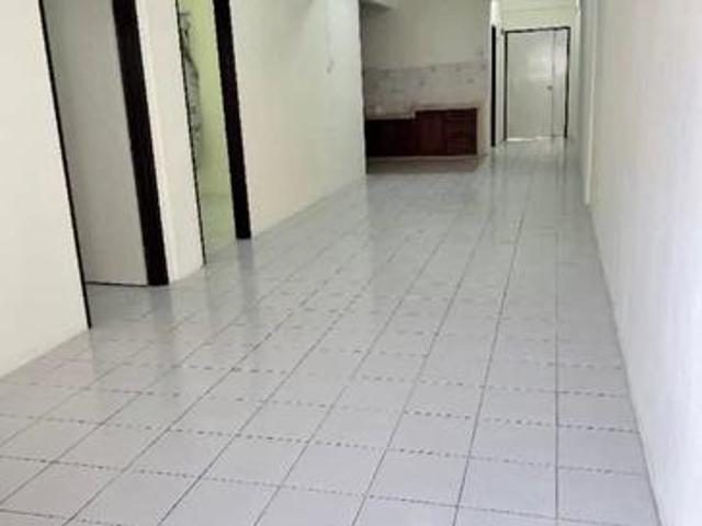Vista Bayu Apartment GROUND FLOOR Bayu Perdana SELL BELOW MARKET PRICE