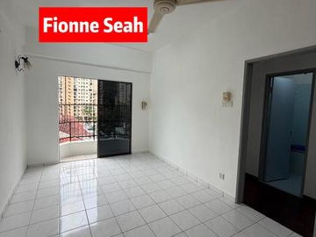 Vista Condo Full Loan Renovated unit For Sale Relau