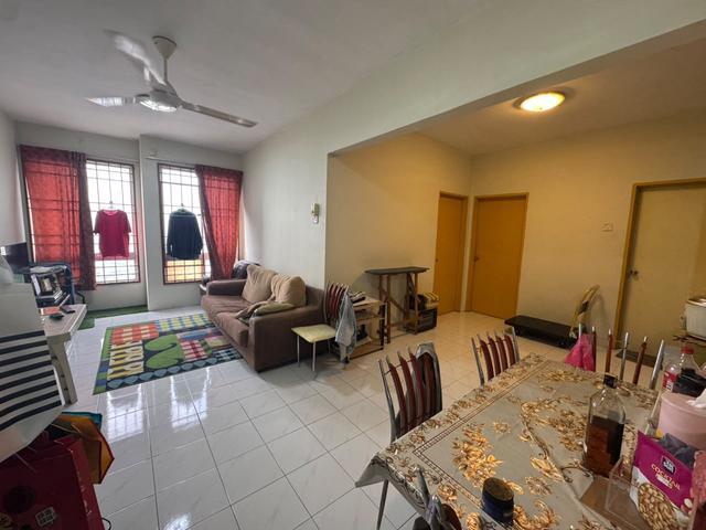 Vista Impiana Apartment Bukit Serdang Seri Kembangan