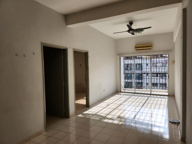 vista indah putra, apartment