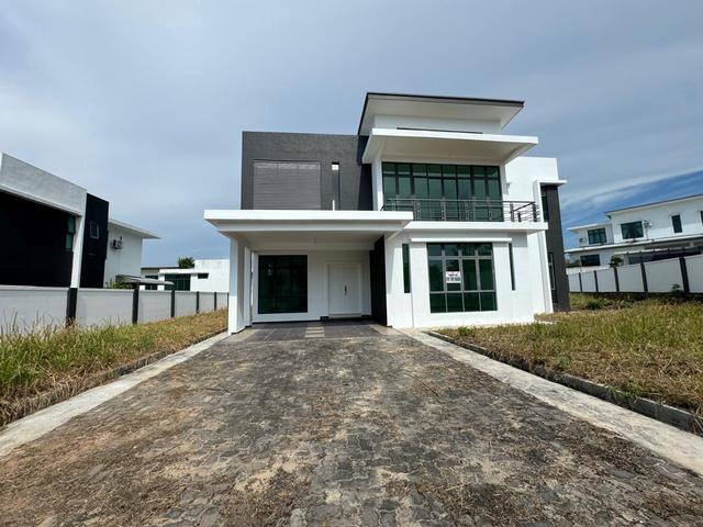 Vista kirana 9300 sqft 2 storey bungalow Ayer Keroh Melaka