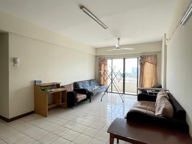 vista komanwel b, condominium