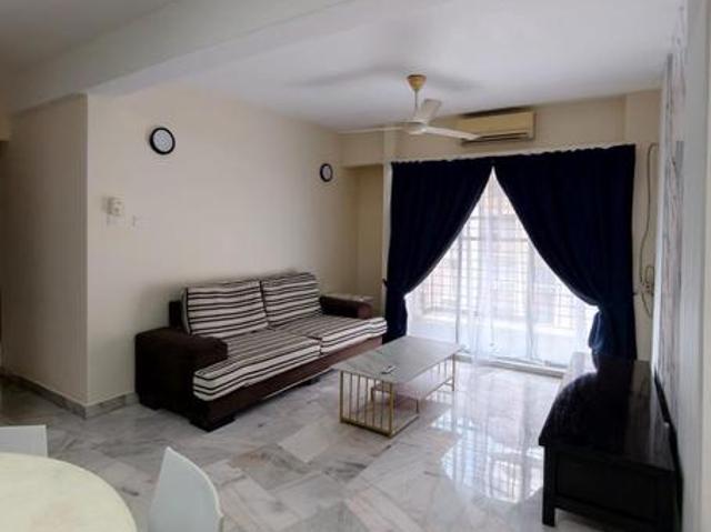 Vista Lavender Unit For Rent Condo Bandar Kinrara Disewa LRT nearby