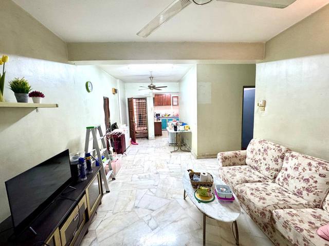 Vista Lavender Apartment Bandar Kinrara Puchong