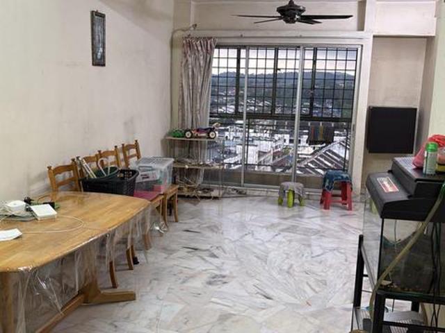 Vista Lavender Apartment Puchong Partly Furnished Ready now