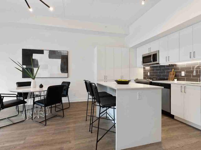 Vista Local 2 Bedroom Apartment for Rent at 2826 Sandalwood Dr, Ottawa, ON K1V 2T8 Heron Gate