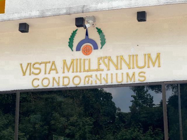 Vista Millennium Condo Puchong Perdana near LRT Cash Back Nice View