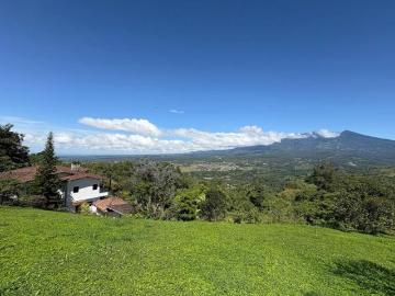Vista Panorámica Espectacular Del Volcán Barú En Jaramillo