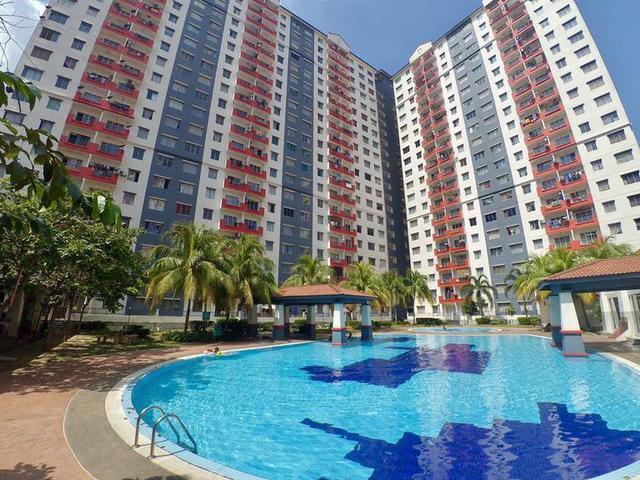 Vista Pinggiran Apartment near MRT station