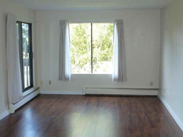 Vista Royale 2 Bedroom Apartment for Rent at 1345 Vista Royal, Victoria, BC V8R 6N9 Fernwood