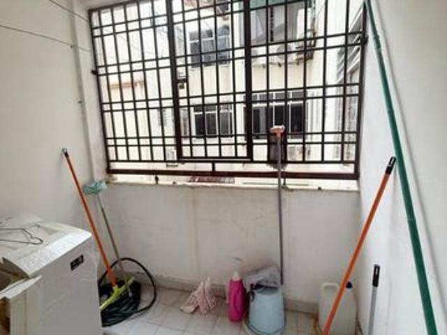 Vista Seri Alam 3 bed 2 bath Masai 1st floor