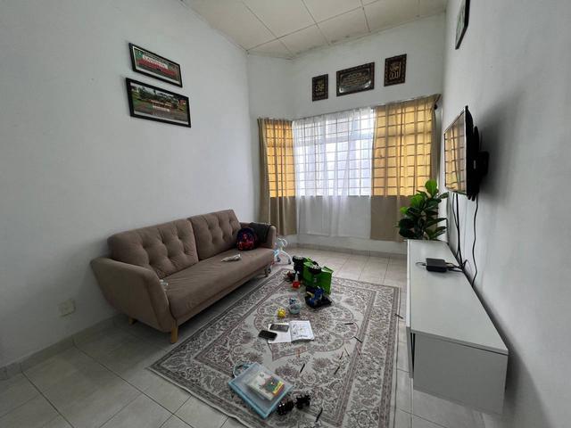 Vista Seri Alam 3 bedroom high floor full loan good location cheap