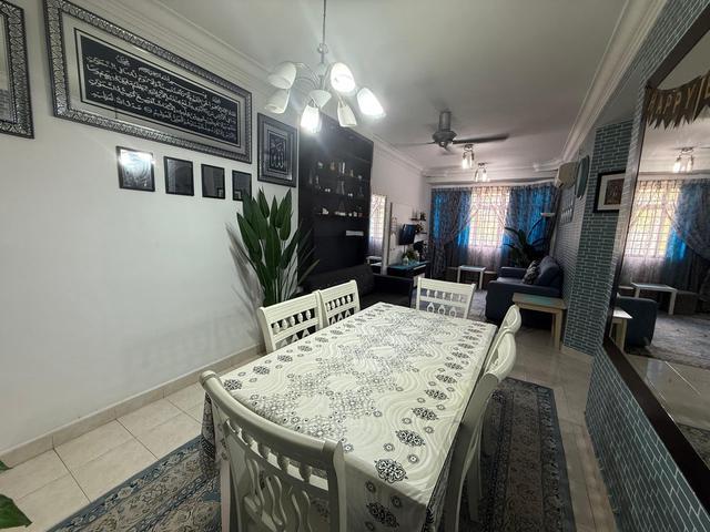 Vista Seri Alam Serviced Apartment For Sale