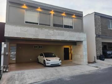 VISTALTA. HERMOSA RESIDENCIA DE 3 NIVELES. COMO NUEVA. OPORTUNIDAD ÚNICA