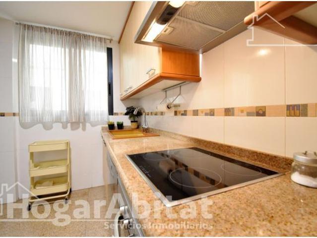 ¡VISTAS AL MAR! AMPLIO Y ALTO EN RESIDENCIAL CON TERRAZA Y PISCINA