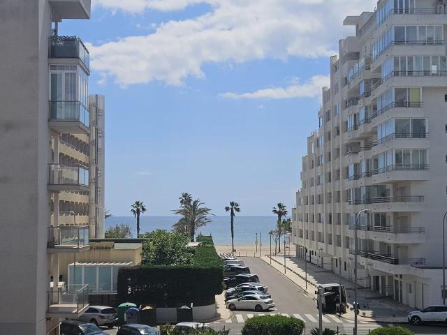 Vistas al mar, luz y ubicación privilegiada en Santa Margarida – Roses