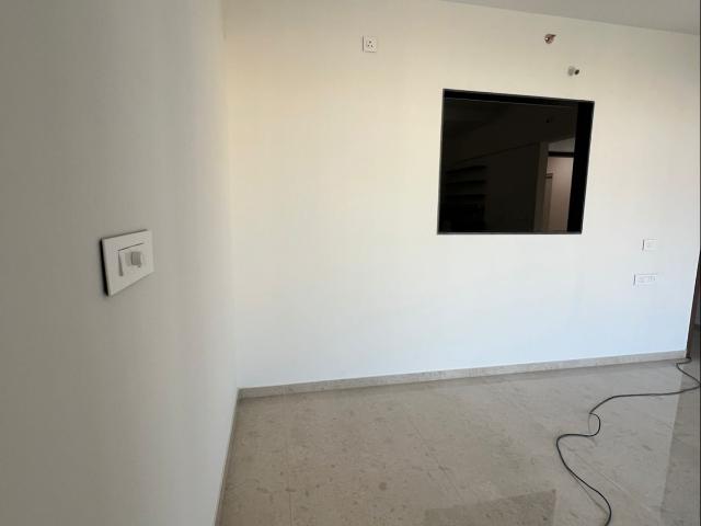 Vision 9 Commercial Shop 450 Sq. Ft. in Pimple Saudagar Pune Listing ID: #10158