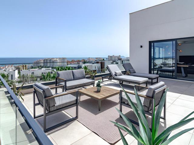 Visitas Fáciles Llaves En La Oficina Este amplio ático con. 125m² Estepona