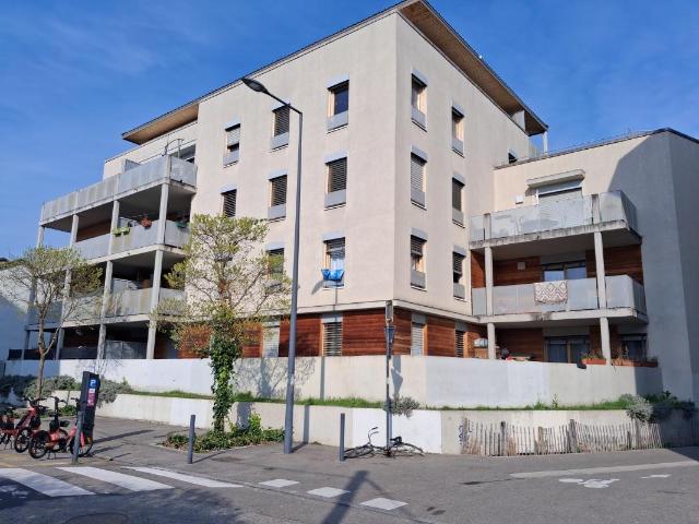 Visite collective T4, 20T rue Raspail à Grenoble