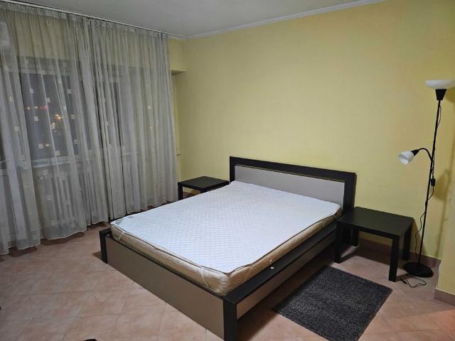 Vitan mall etaj 6 din 8 decomandat