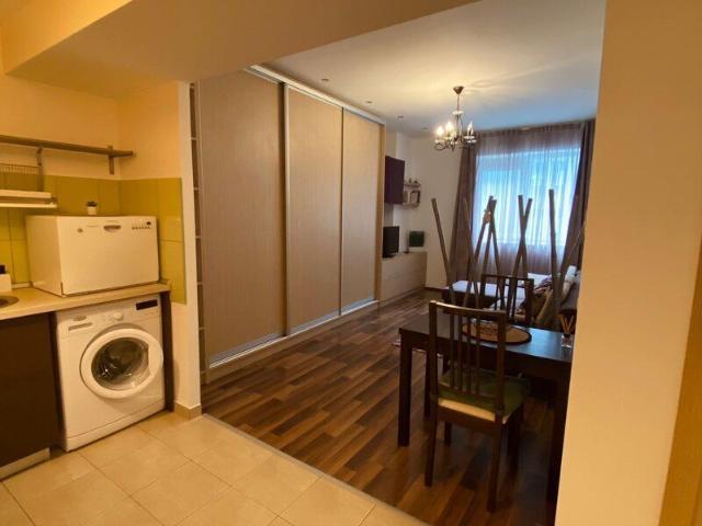 Vitan, Rin Residence, comision 0
