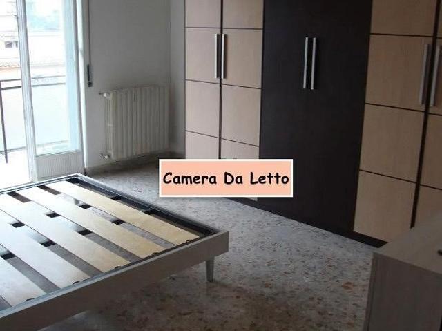 VITINIA TRILOCALE ARREDATO Con AMPIO BALCONE