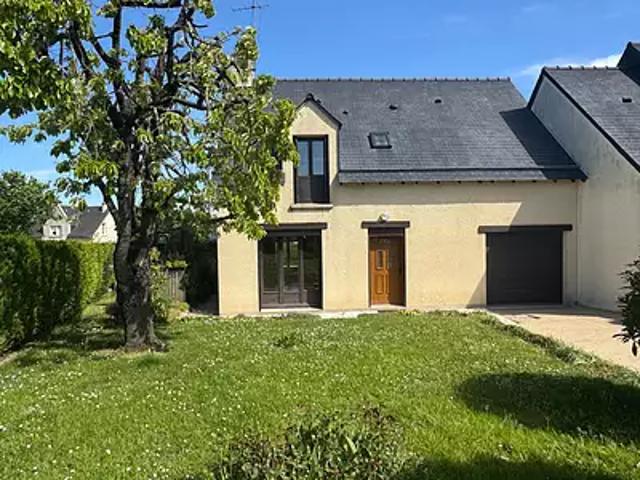 Vitré 35500 Achat / Vente maison 4 pièces t4 au dernier étage terrasse