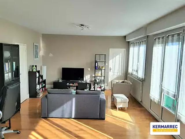 Vitré 35500 Location appartement 3 pièces t3 au dernier étage cave