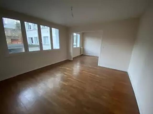Vitré 35500 Location appartement 3 pièces t3 au dernier étage