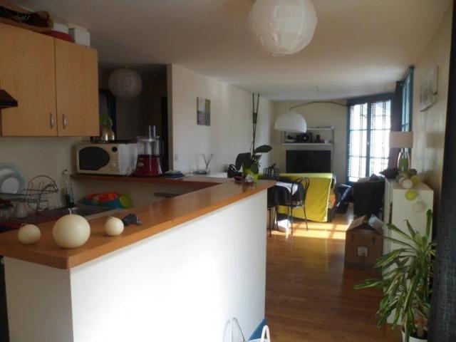 VITRE APPARTEMENT T2