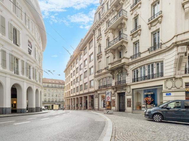 Display window for rent in Lausanne Ref 7239.01.0711 | dreamo. Ch
