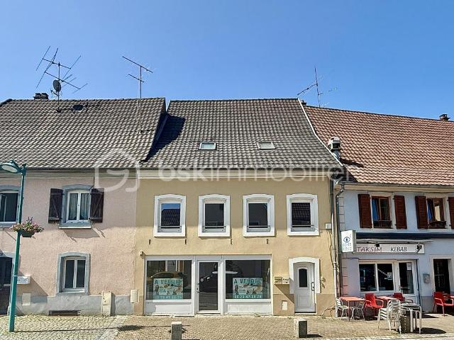 Vitrine / local commercial 144m2 Saint Amarin centre
