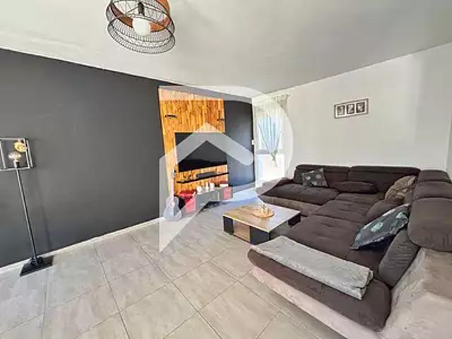 Vitrolles 13127 Achat / Vente appartement 4 pièces t4 au dernier étage