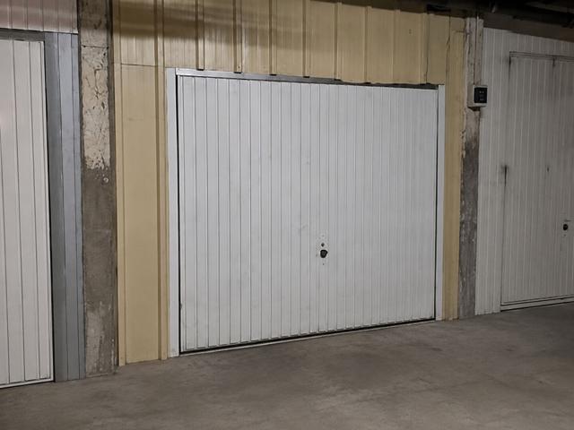 Vitrolles Vente Parking / Garage 13