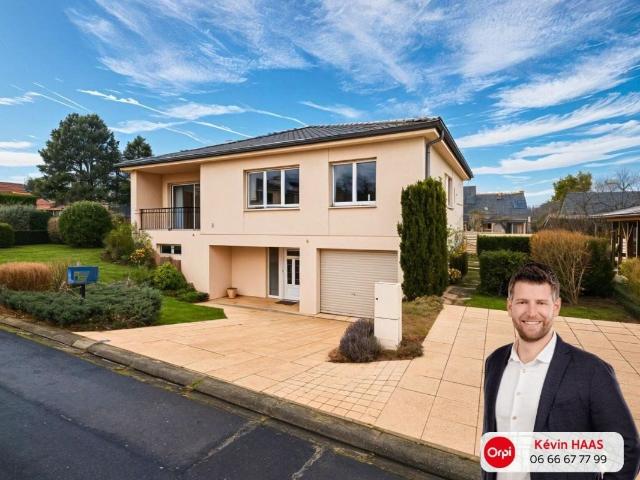 Vitry sur Orne Maison Individuelle plain pied sur sous sol