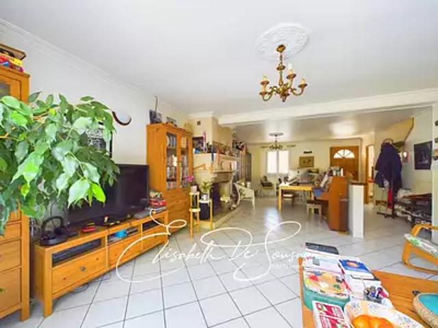 Vitry sur Seine 94400 Achat / Vente maison 6 pièces t6 parking