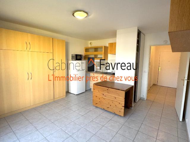 VITRY SUR SEINE Studio meublé 25,34 m²