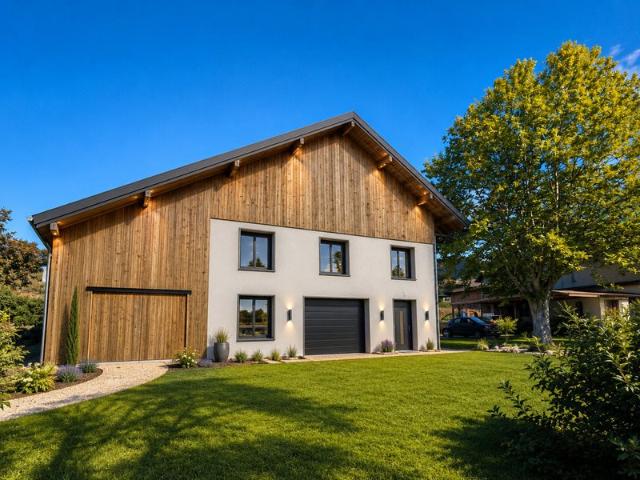 Viuz En Sallaz: Ancienne ferme rénovée alliant cachet et pe. 200m² Viuz en Sallaz